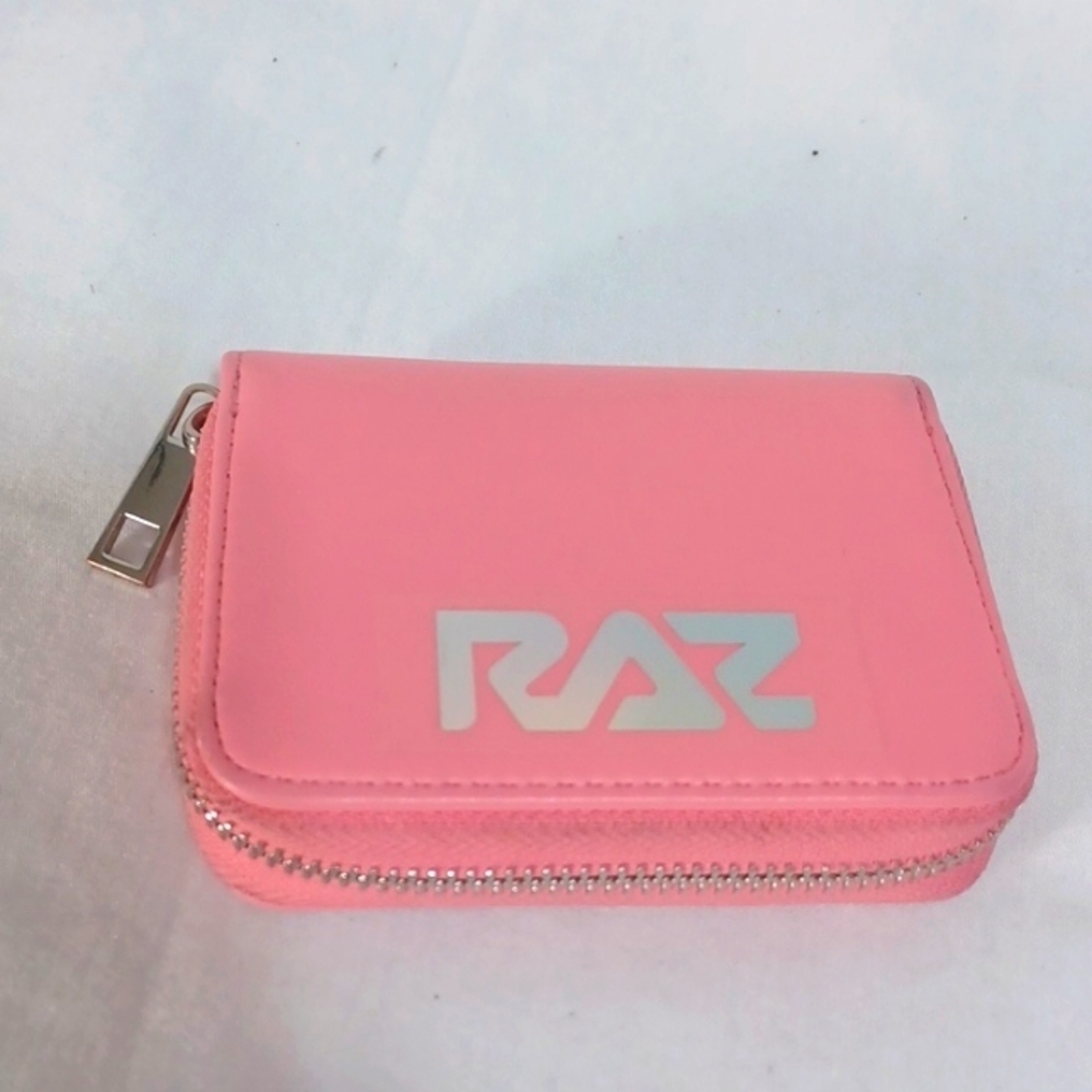 RAZ by A NEW DAY small purse